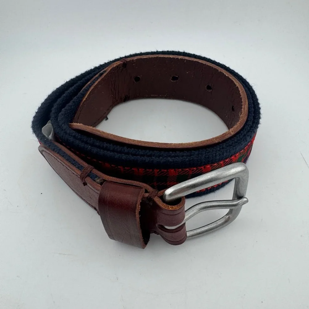 J.Crew Mens 32 Navy Blue Red Tartan Plaid Leather Canvas Belt K4680